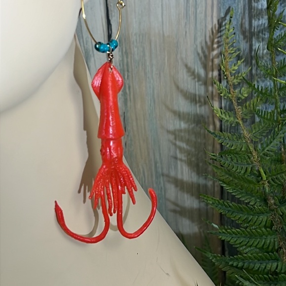 ⭐️Adorned Crown Artisan Assemblage aquarium collection crab squid earrings - Picture 3 of 9